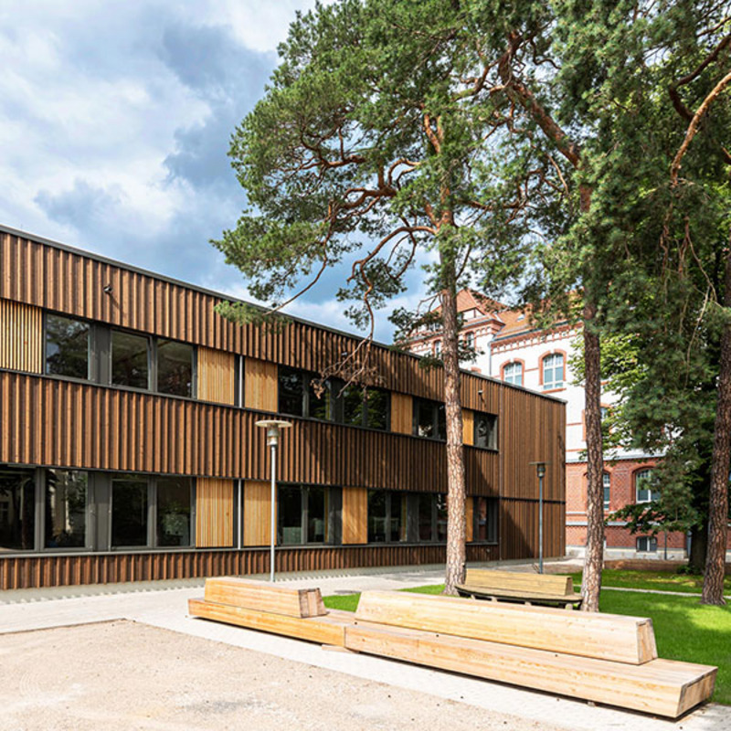 Werkstattgebäude Konrad-Zuse-Schule © Giacomo Morelli / ZRS Architekten Ingenieure